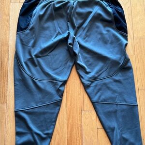 Under Armour Gray Fleece Storm Joggers